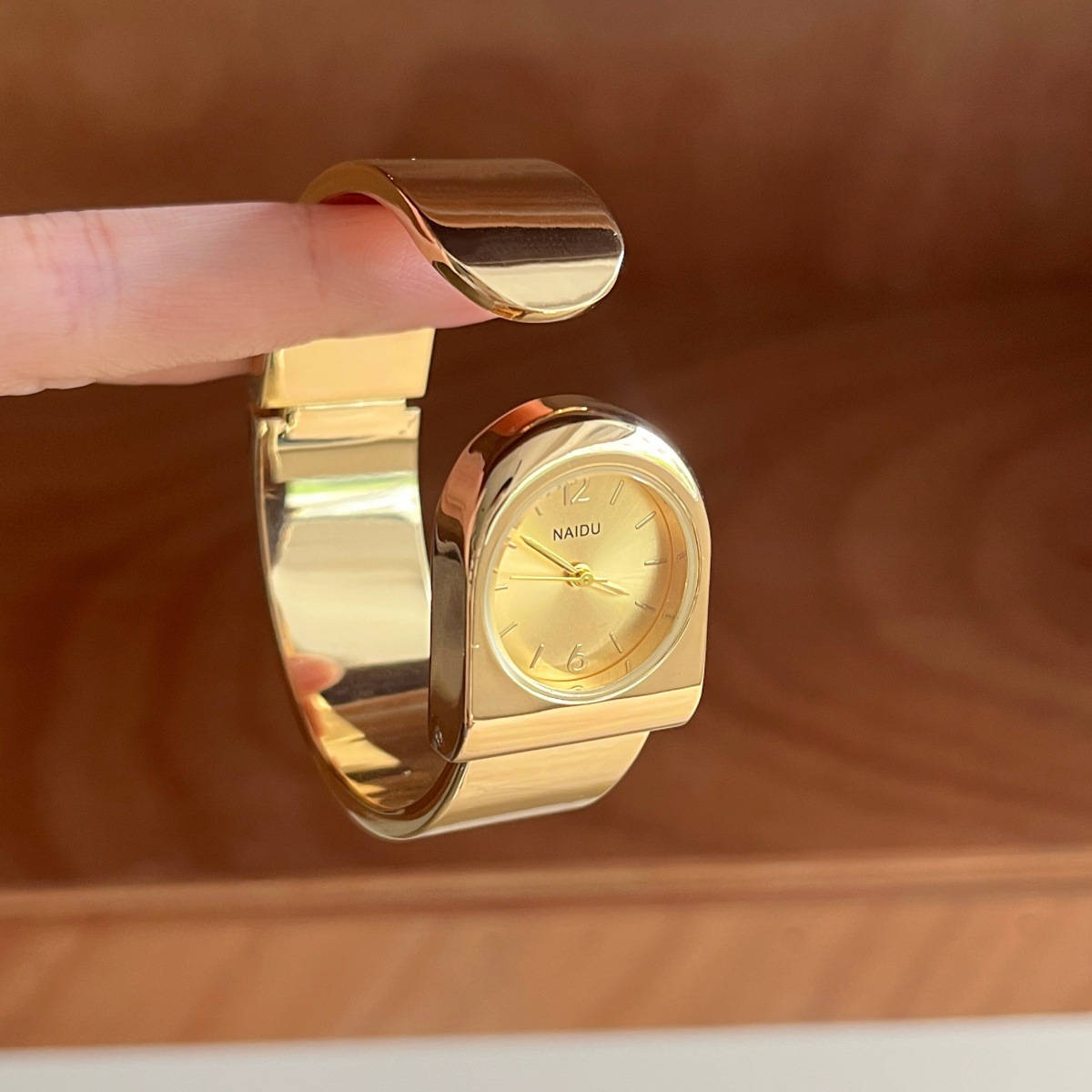 2026 New Gold Bracelet Watch W - Luxury Watch Levels ulasan dan harga